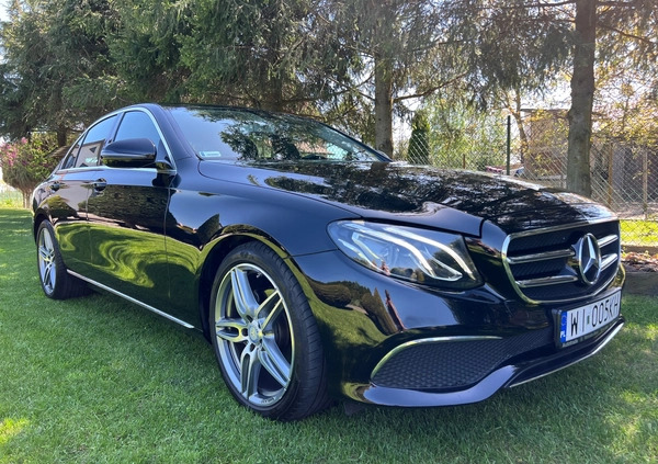 Mercedes-Benz Klasa E cena 159900 przebieg: 65000, rok produkcji 2019 z Warszawa małe 121